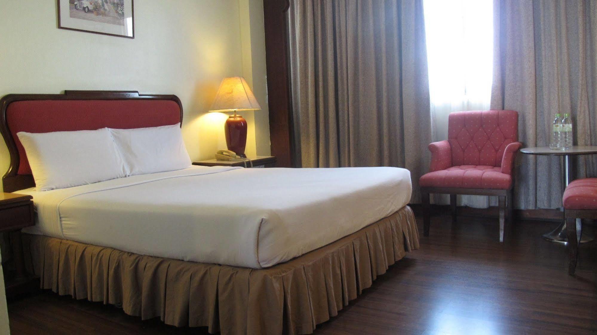 Lee Gardens Hotel Hat Yai Exterior foto
